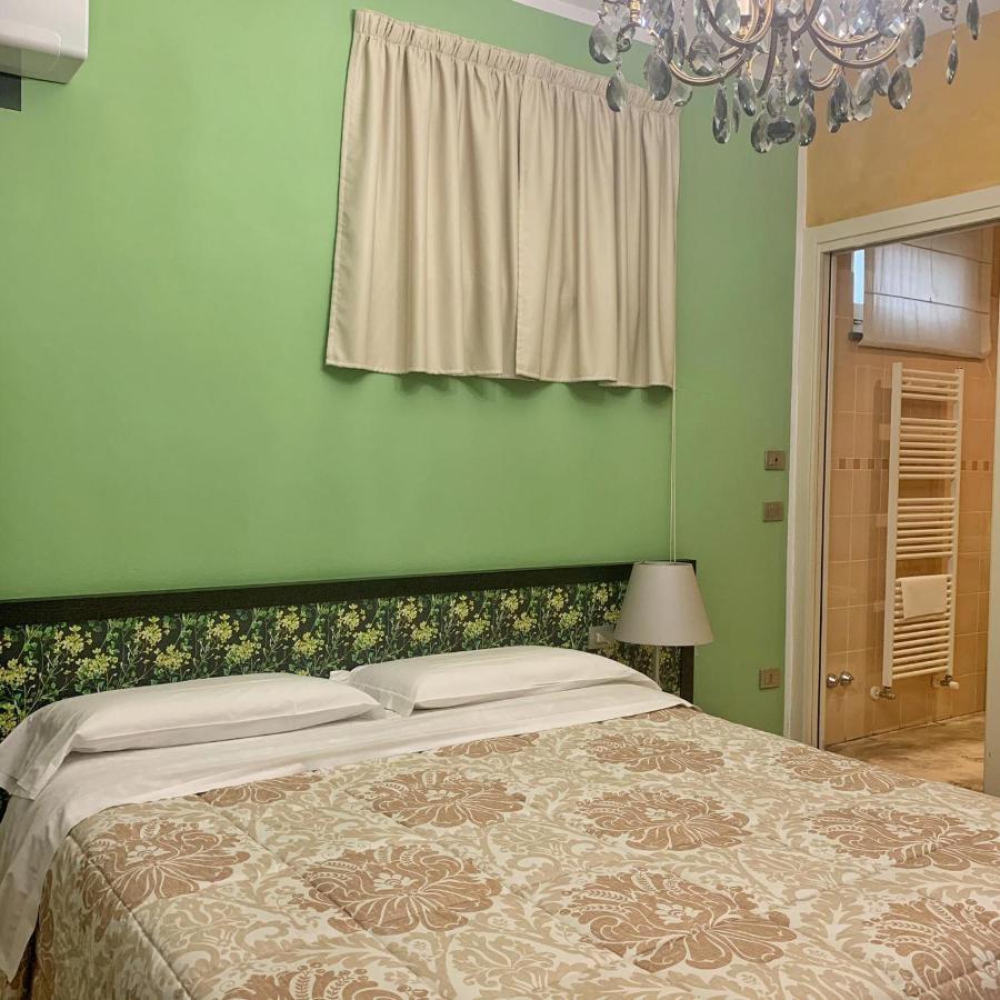 Cortiletto D'Alba Camere Con Ristorante Kültér fotó
